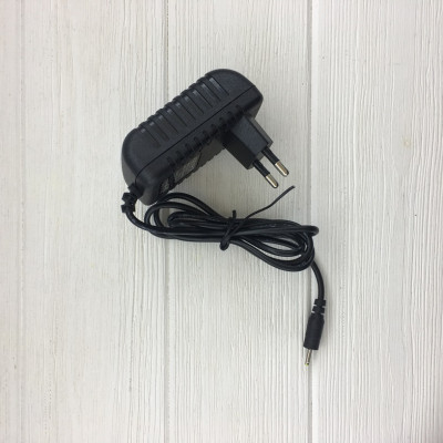 СЗУ Ldnio для китайских планшетов (оригинальное качество) 5V/2A (2.5pin)